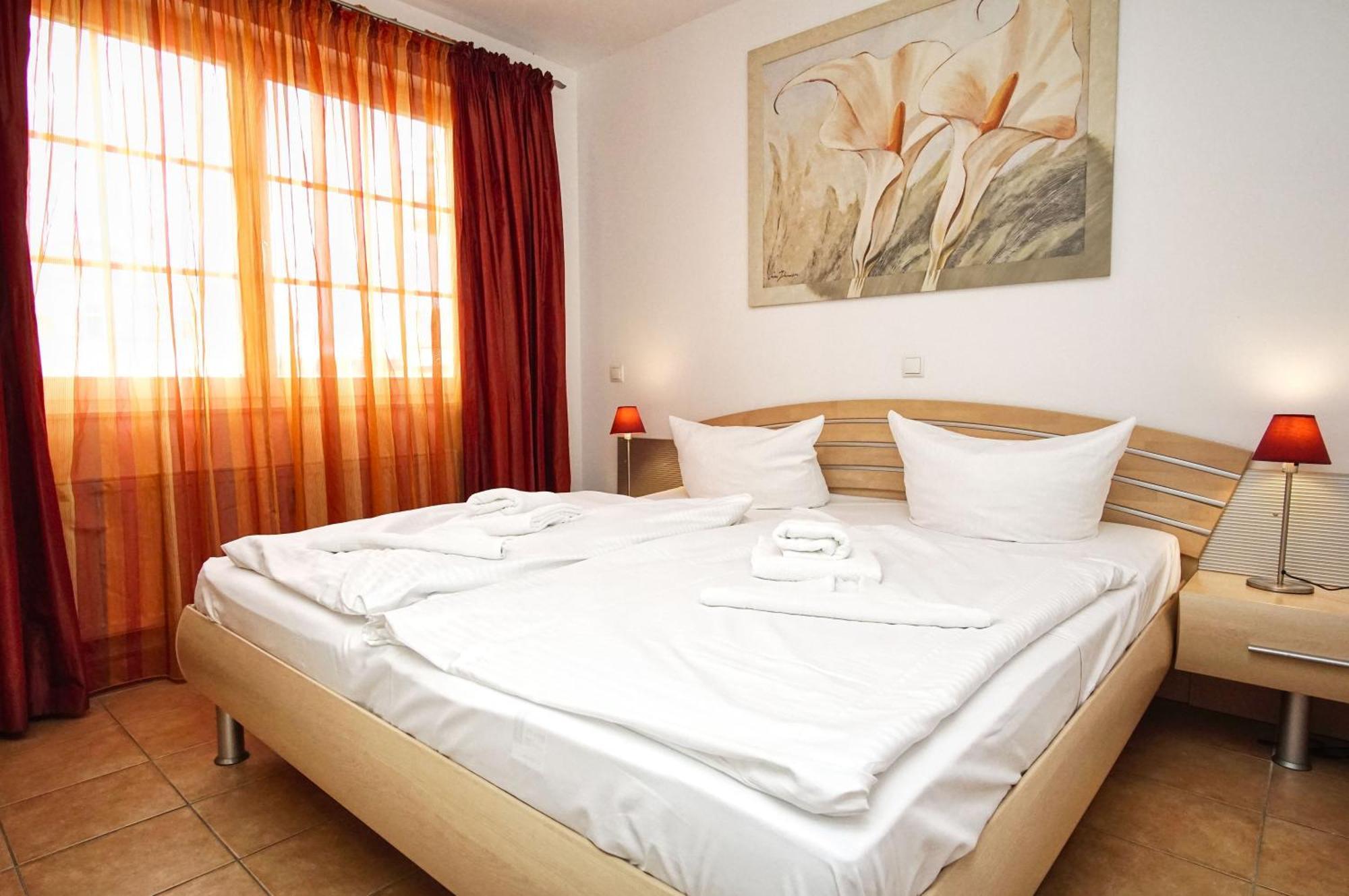 Strandvilla Boeck Fewo 10 Strandnah, Balkon, Meerblick โกลเวอ ภายนอก รูปภาพ