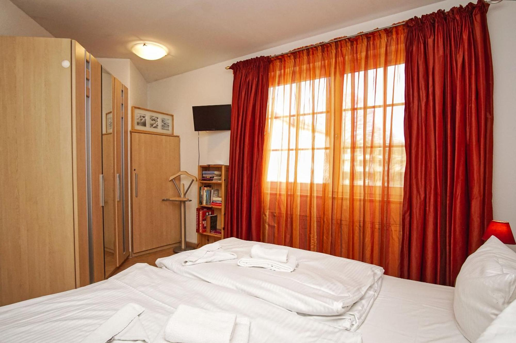 Strandvilla Boeck Fewo 10 Strandnah, Balkon, Meerblick โกลเวอ ภายนอก รูปภาพ